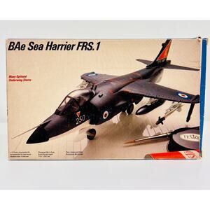 Testors Fujimi BAe Sea Harrier FRS.1 1:72 Plastic Model Kit 367 Complete